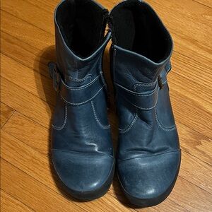 Stylish Blue Leather Ankle Boots
